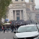 Derby, scontri all’Olimpico. la polizia usa gli idranti